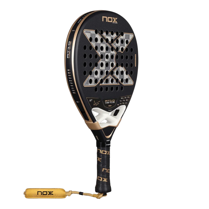 Pala NOX AT10 Genius 18K by Agustin Tapia 2026