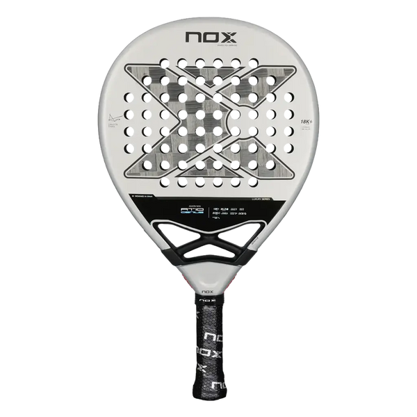 Pala Nox AT10 Genius 18K Agustín Tapia 2024