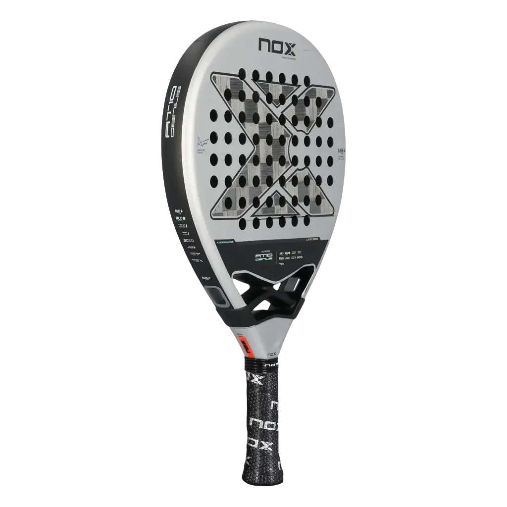 Pala Nox AT10 Genius 18K Agustín Tapia 2024