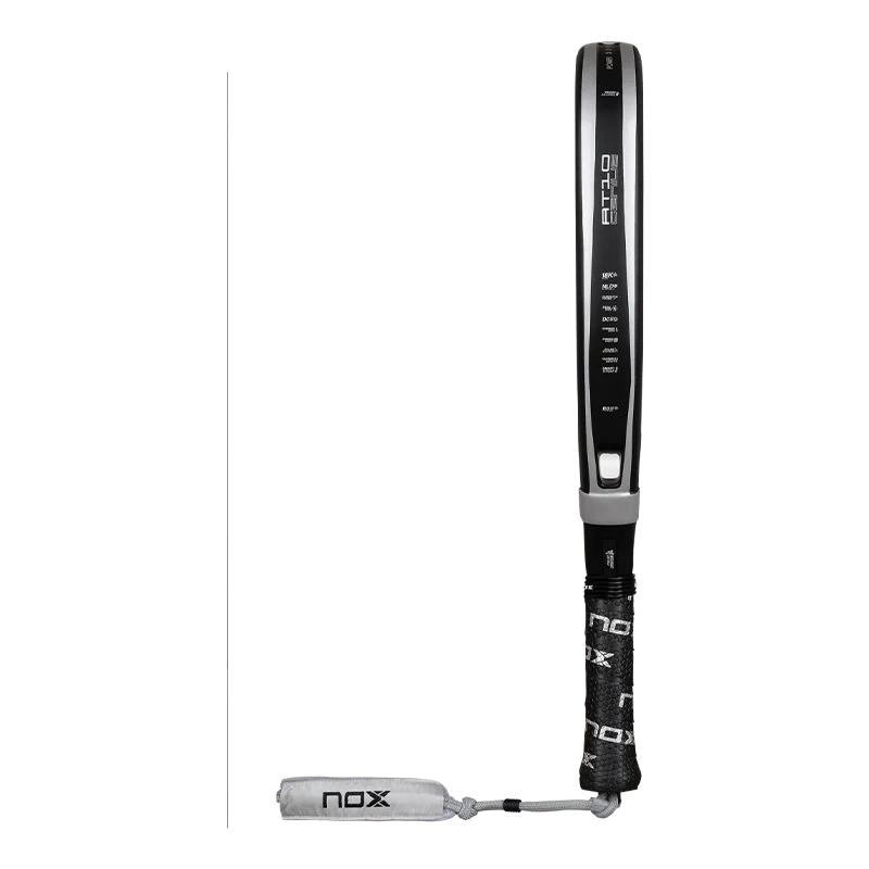 Pala NOX AT10 Genius Attack 18K by Agustin Tapia 2026